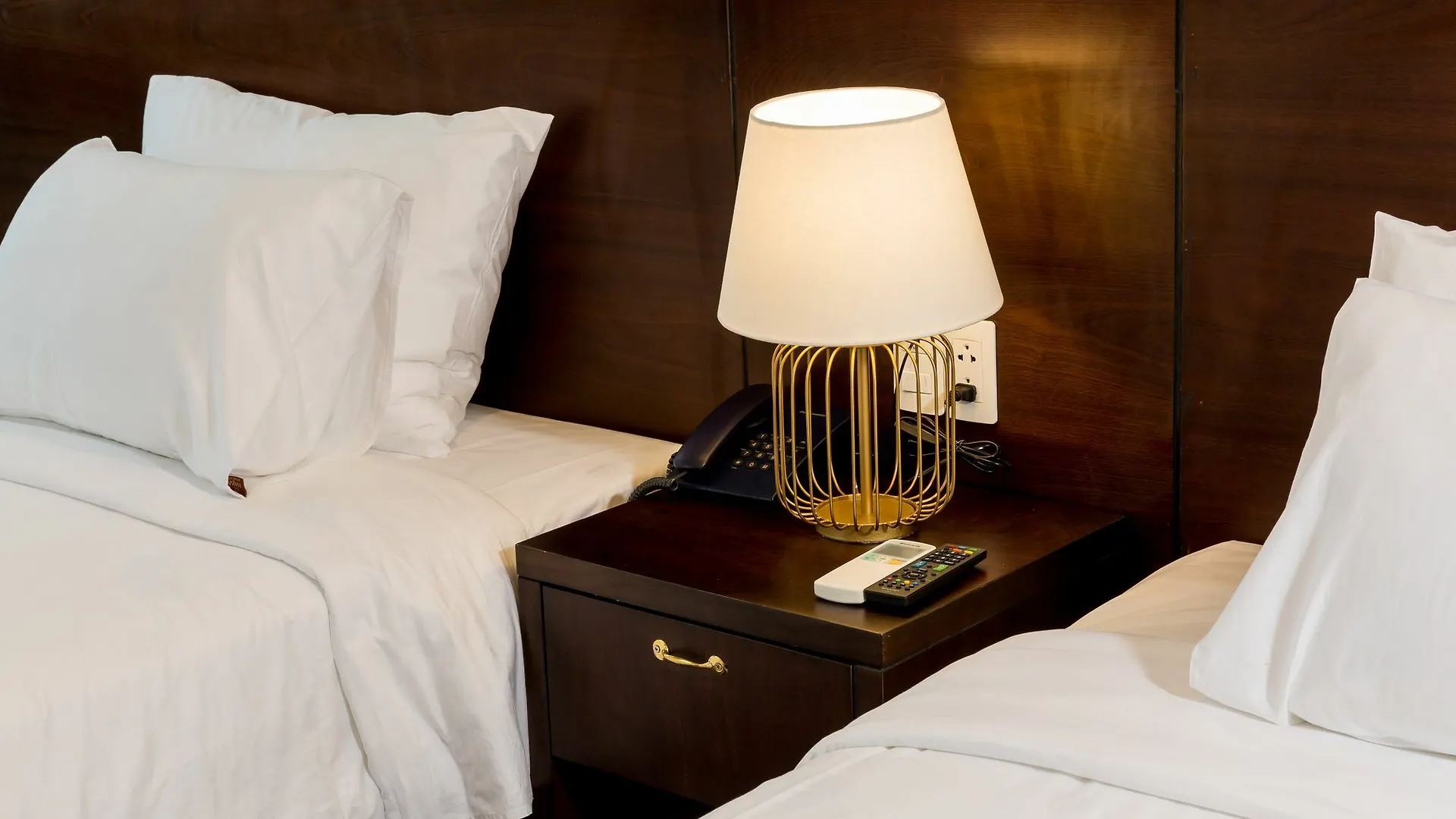 Haka Hotel & Apartment Da Nang 3*,  Vietnam