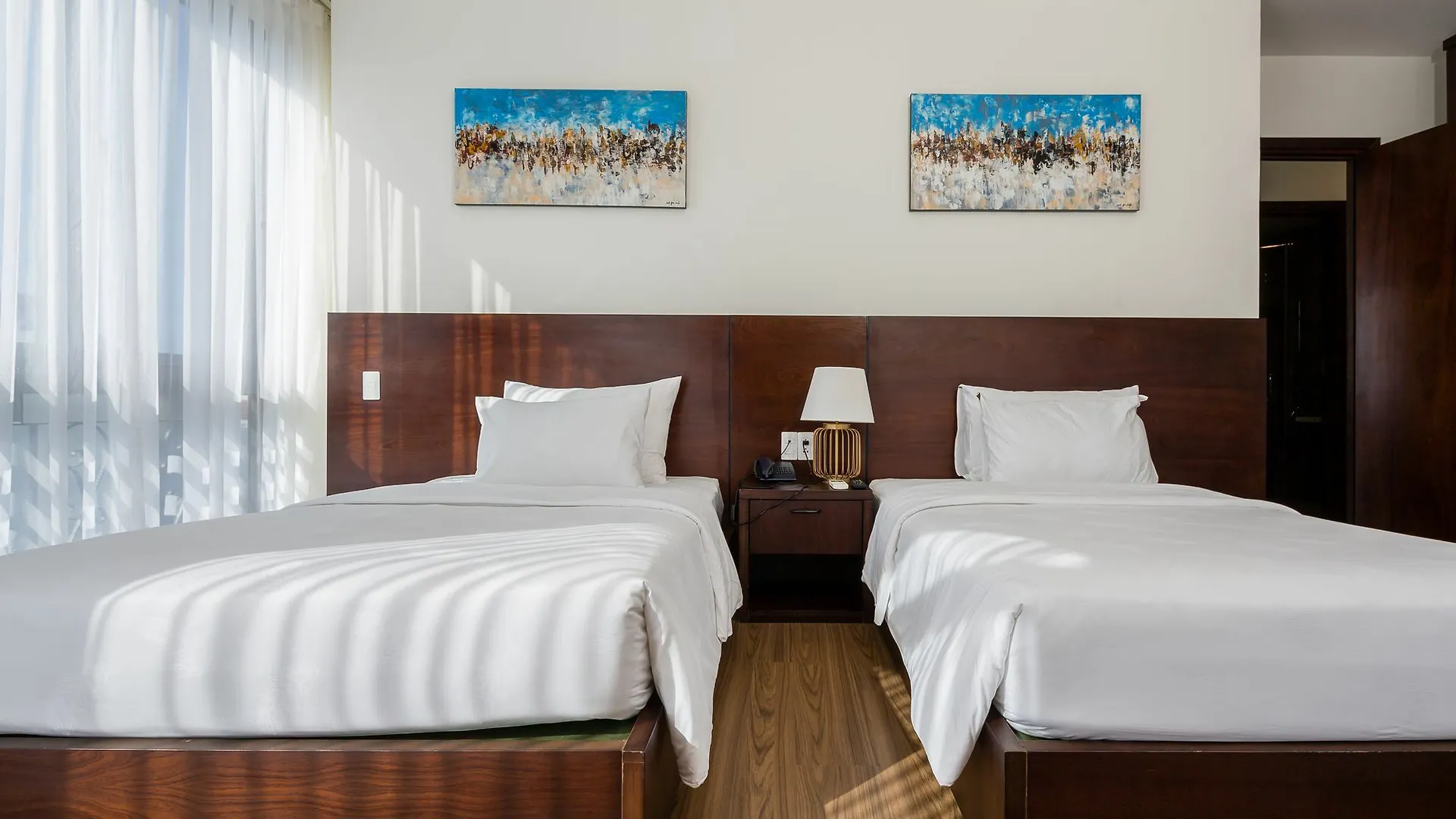 Haka Hotel & Apartment Da Nang