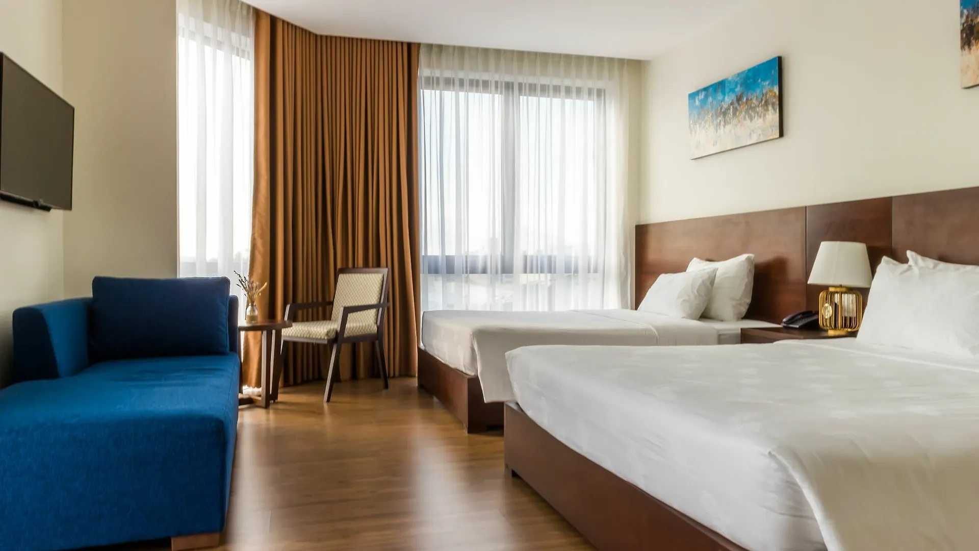 Haka Hotel & Apartment Da Nang