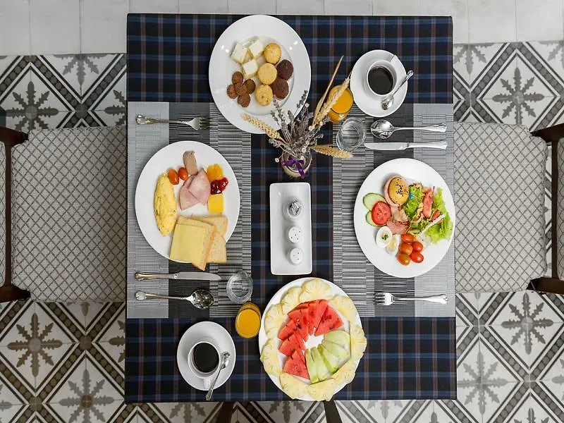 Haka Hotel & Apartment Da Nang
