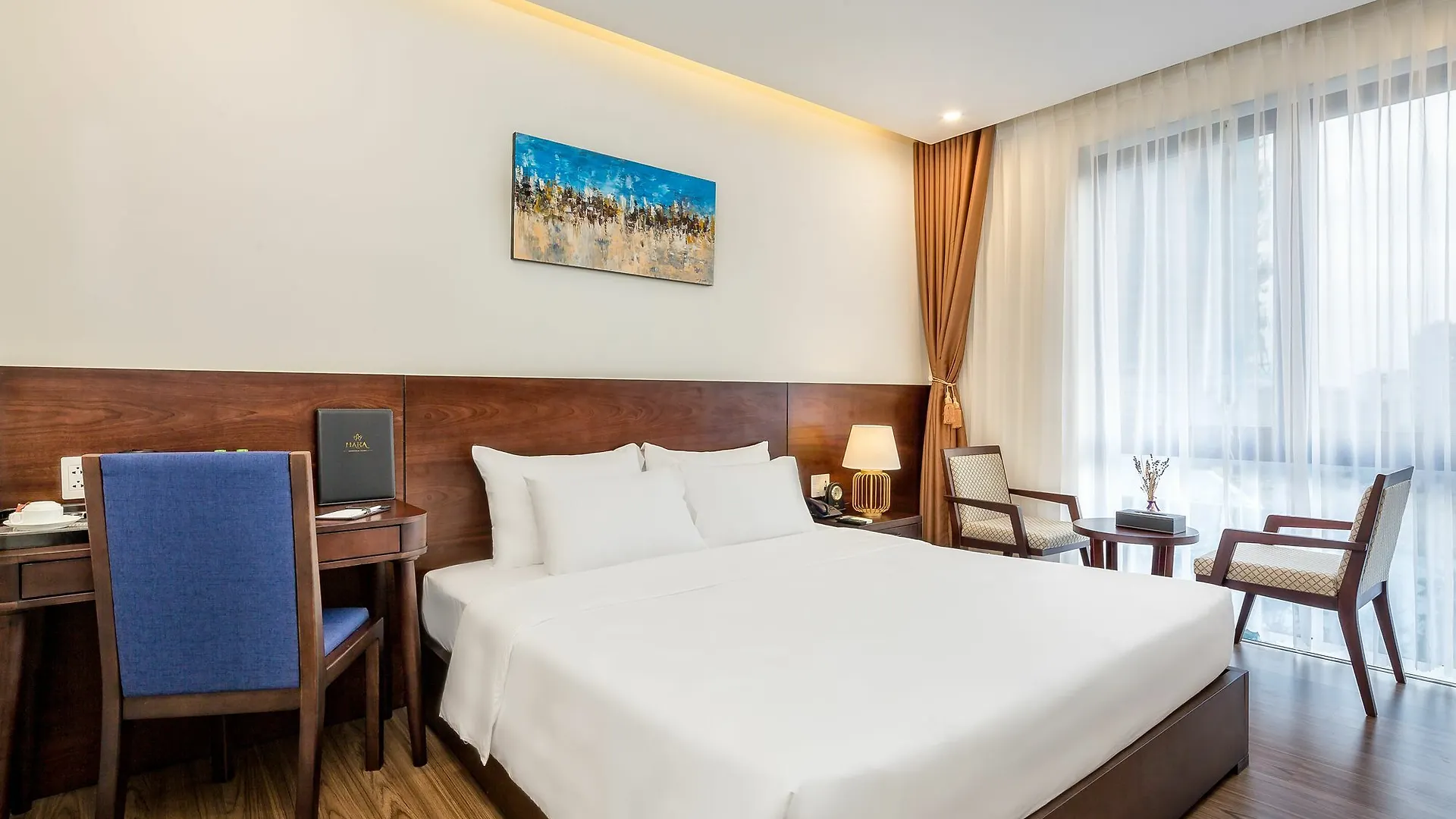 Haka Hotel & Apartment Da Nang